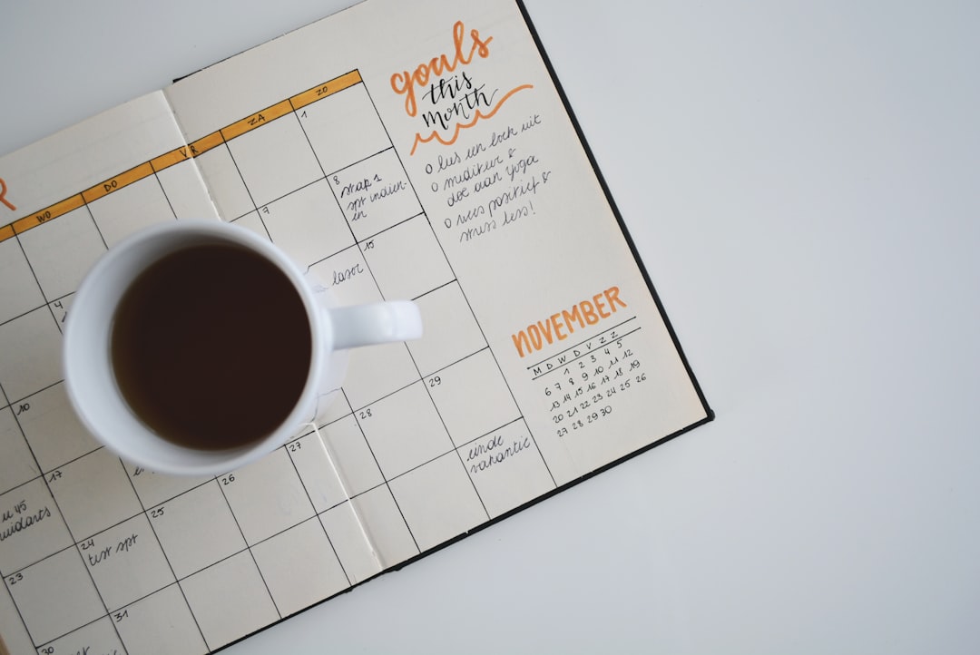 Social media scheduling tools comparison dashboard
